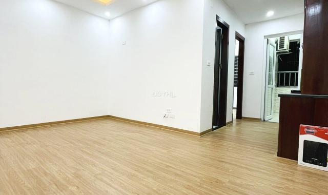 Cực hiêm căn hộ Kim Văn Kim Lũ, Hoàng Mai, 55m2 – 2PN, Mới đẹp lung linh – Tặng nội thất cơ bản – Ở