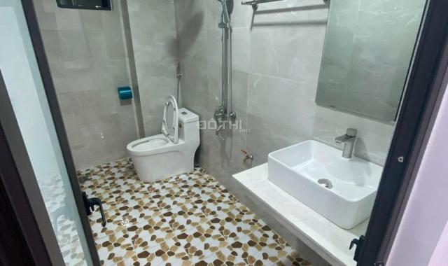 Hiếm nhà bán Xuân Đỉnh 30m2x6T giá 4,6Tỷ ngõ rộng sổ vuông