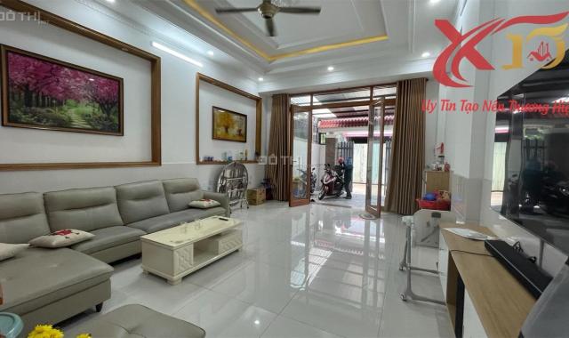 Bán gấp căn nhà 3tầng gần Siêu Thị BigC Phường Long Bình Tân,Biên Hoà Đồng Nai đường 6m,xe hơi 100m