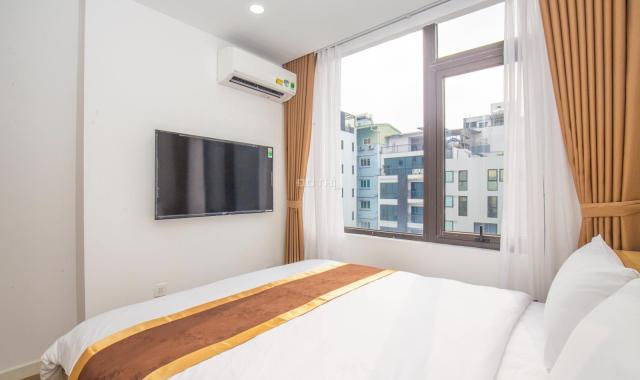Cho thuê căn hộ dịch vụ 2 PN 90m2 chính chủ tại 81 Linh Lang có ban công tầng cao, gym