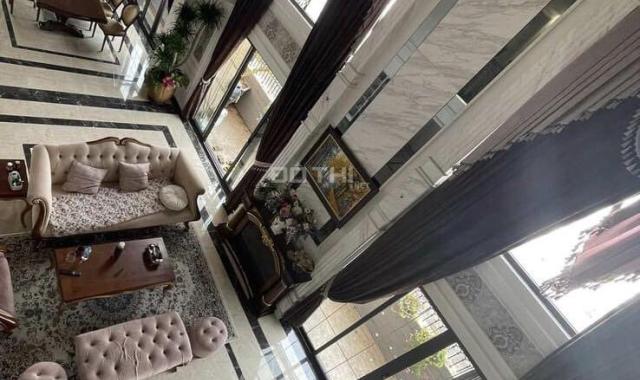 BÁN CHUNG CƯ DUPLEX - PENTHOUSE 36 HOÀNG CẦU 382 M2, 4 PHÒNG NGỦ, NỘI THẤT HƠN 2 TỶ 09.898989.86