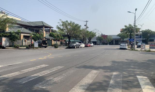 Bán lô đất mặt tiền đường Trần Nam Trung giao với đường Võ Chí Công - Hoà Xuân - Đà Nẵng.