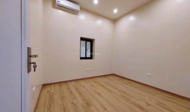 Bán nhanh nhà ngõ Minh Khai, giá 5.28 tỷ, 28m2x5T, ngõ to đẹp