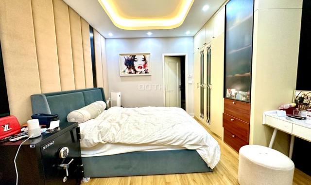 Bán căn chung cư C18 Lạc Long Quân, quận Tây Hồ, 88m2 3 phòng ngủ 2 vệ sinh, đẹp ở ngay!!!