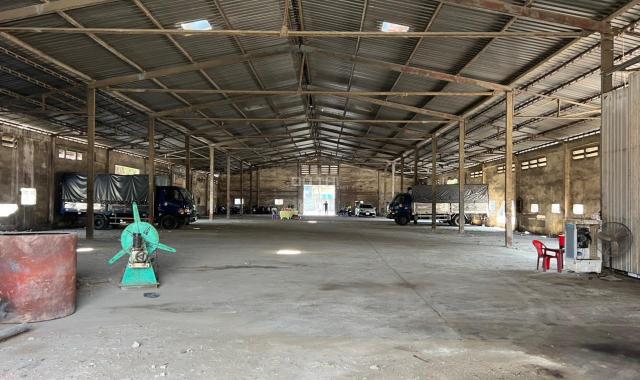 *Cho thuê mặt bằng kho*1000m2 - 2000m2 mặt tiền QL 1A, Cổng KCN Sóng Thần, Dĩ An, Bình Dương