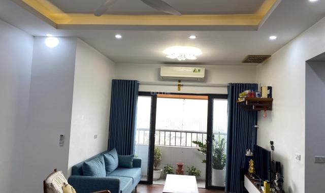 Chính chủ bán CC Nơ 1B Bán đảo Linh Đàm 3PN 87m lô góc tầng cao full nội thất 4tỷ LH 0904788156