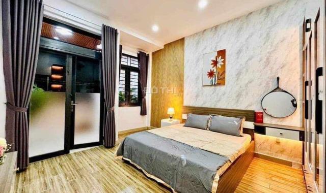 Bán Chung Cư Vườn Đào 689 Lạc Long Quân, Tây Hồ 100m2, tầng 5T5, Giá 4.7 tỷ, Lô Góc