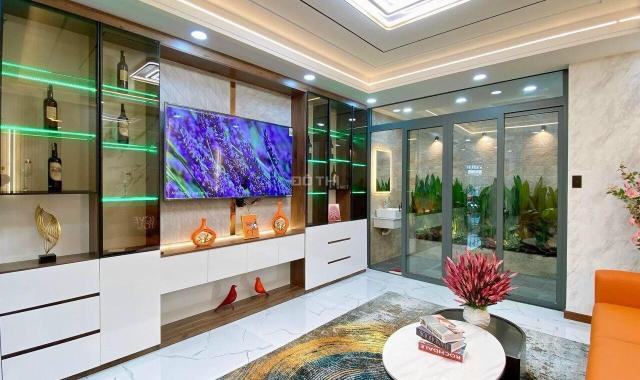 LÊN SÓNG CẶP SIÊU PHẨM CHÂN DÀI THANG MÁY SMARTHOME CỰC XỊN