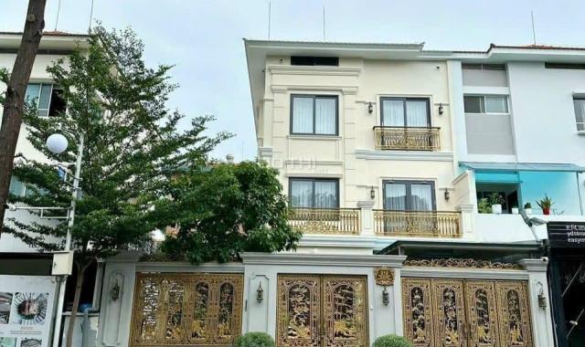 Bán nhà biệt thự, song lập tại Phường Tân Phong, Quận 7, Hồ Chí Minh diện tích 210m2 giá 74.5 Tỷ