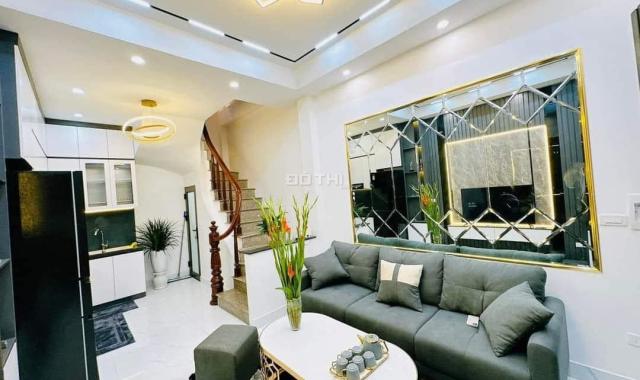 Tam Trinh Sáng Chói, Nhà mới xây 5 tầng, Thiết kế tinh tế, 35m2/175m2, 4.050 tỷ