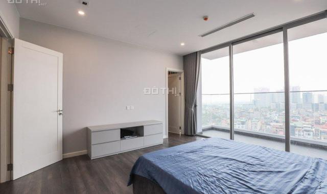 Có kế hoạch đầu tư nên cần bán căn Penhouse Duplex Discovery Complex 302 Cầu Giấy, giá tốt