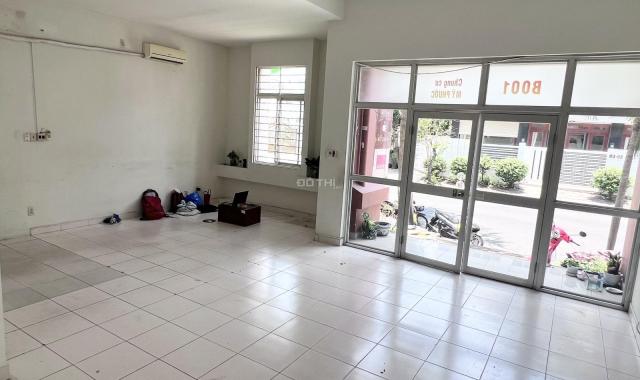 Cho Thuê SHOP 110M2 ĐƯỜNG PHẠM THÁI BƯỜNG, PHÚ MỸ HƯNG Q7 Giá Rất Rẻ