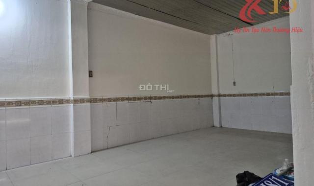 Cho thuê kho 700m2 đường Đồng Khởi có 20 triệu/ tháng