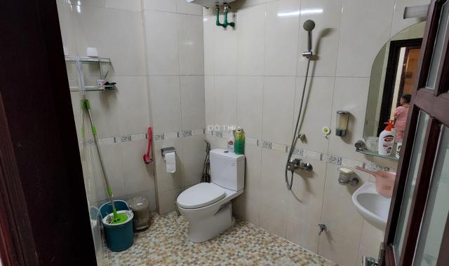 Bán nhà riêng tại Phường Vĩnh Phúc, Ba Đình, Hà Nội diện tích 40m2 giá 5.2 Tỷ