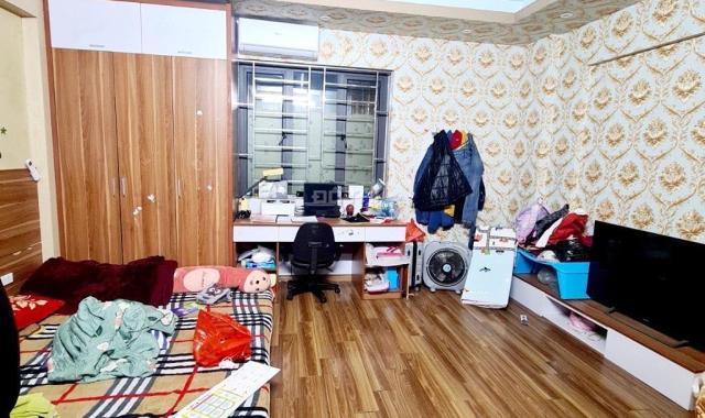 Bán nhà  Thanh Trì, Hoàng Mai, Hà Nội diện tích 30m2 giá 3.5 Tỷ