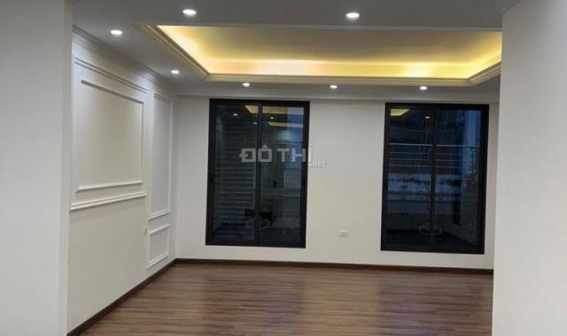 Nhà phố Cát Linh, quận Đống Đa, 60m2 x 8 tầng thang máy ô tô kinh doanh