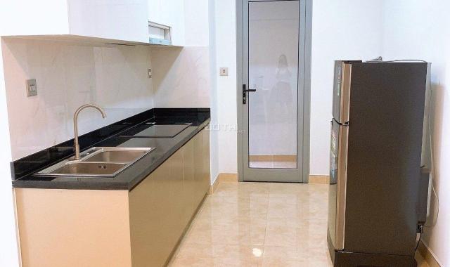 Bán căn 2PN Luxgarden, 77m2, có nội thất, sổ có sẵn.  LH: 0978272427 (Zalo)