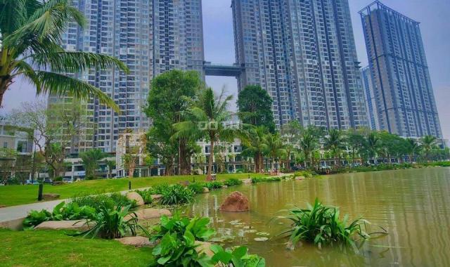 Ban căn hộ 2 ngủ, 68m2sử dụng, chung cư Skyoasis Ecopark - View Biệt Thự Đảo - Ban công Đông Nam