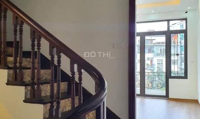 Bán nhà mặt ngõ Tân Mai 68M +14,6 Tỷ 7T +Thang Máy+OTO đỗ+KD