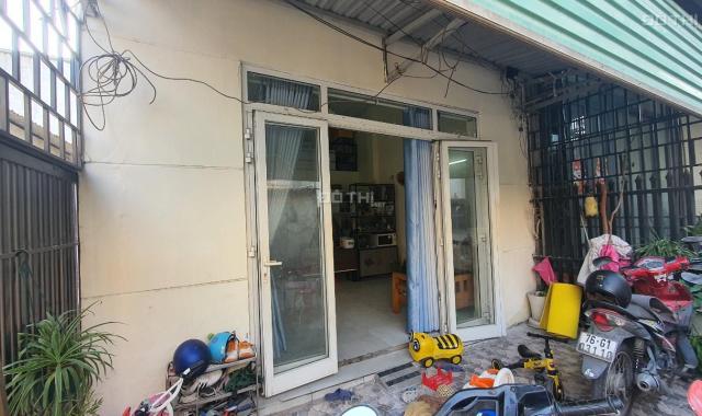 Bán nhà riêng tại Phường Vĩnh Phú- diện tích 50m2 giá 1.8 Tỷ- Sổ riêng- Hẻm 2m