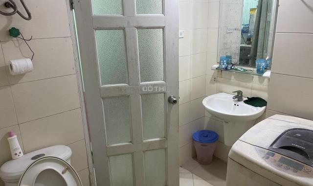 2,8 triệu/th: Cho thuê căn 24 m2 tầng 01 (đủ đồ đạc), đô thị Việt Hưng, Long Biên