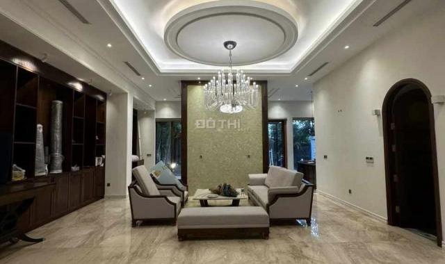 Bán gấp căn biệt thự KDT Ciputra Villa Tây Hồ Hà Nội, diện tích 445 m2 xây 3 tầng giá 110 tỷ