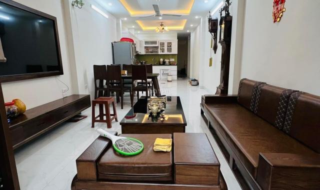 Bán nhà Xuân Đỉnh, sát Ngoại Giao Đoàn 40m2, 5 tầng, nhỉnh 6 tỷ,  thang máy, nhà mới.