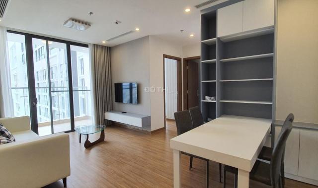 Cho thuê căn hộ tầng 26 tòa S2 Vinhomes Sky Lake, 3 ngủ, đủ đồ, view hồ đẹp