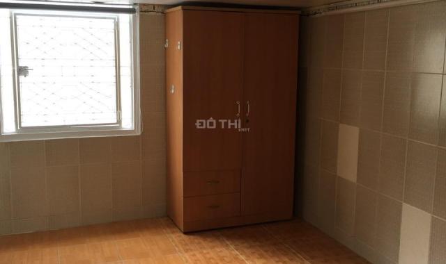 Cho thuê phòng tầng 2 đường Cô Giang 30m2 chỉ có 5,5tr - 7.5 tr/tháng, có nội thất sẵn