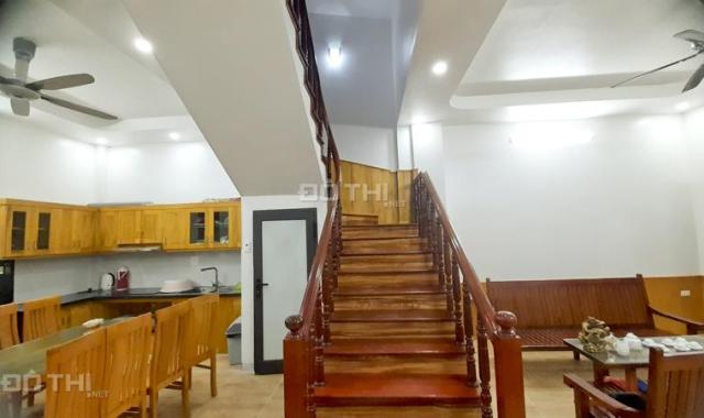 Bán nhà view sông vị trí đẹp tại Ngọc Thuỵ Long Biên, 60m2, 5 tầng,6 ngủ, ô tô vào nhà, giá 5.8 tỷ