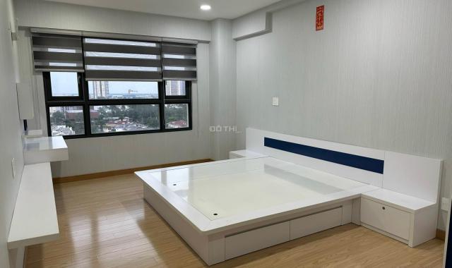 Cần bán nhanh căn hộ Nam Phúc PMH - 124m2 - Lầu cao view đông bắc, sổ hồng sẵn - LH em 0778 685 465