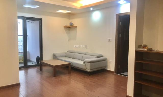 Cho thuê căn hộ 2 phòng ngủ nội thất cơ bản tại tòa 30T Nam Trung Yên giá chỉ 10 triệu/tháng