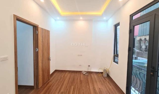 Gấp bán nhà ngõ Gốc Đề, giá 7.5 tỷ, hơn 45m2x5T, thang máy