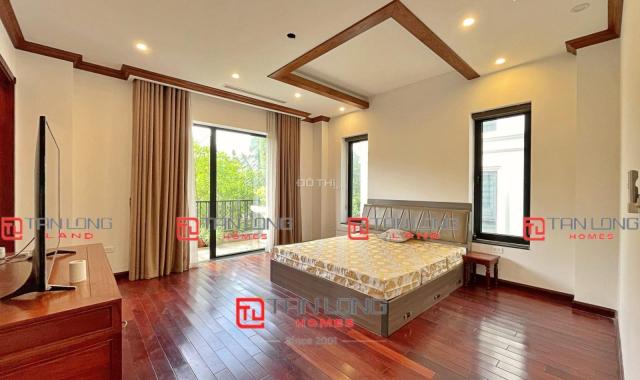 Cho thuê biệt thự Vinhomes Riverside DT 300m2 đồ đẹp vào ở ngay 7x triệu/th