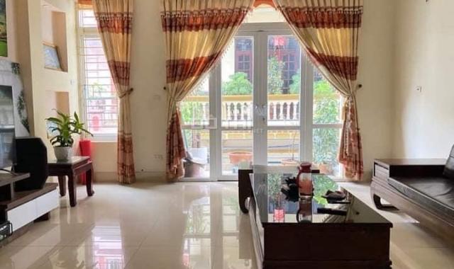 Bán nhà Đào Tấn, Ba Đình 35m2x4T, giá 4.95 tỷ Ngõ Nông, Ở ngay. Hiếm.