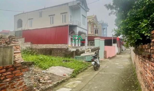 Bán đất Khê Nữ Đông Anh ngõ thông tứ phía đường ô tô 7 chỗ đỗ cửa.