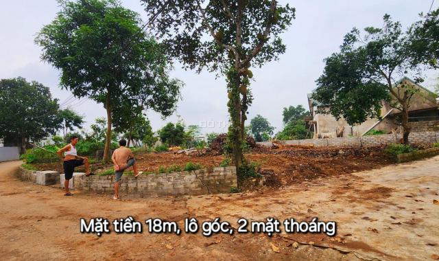 Bán đất thị xã Hữu Lũng, Lạng Sơn, 350m², giá: 3 tỷ, MT: 18m, lô góc, thổ cư, gần Chợ Mẹt