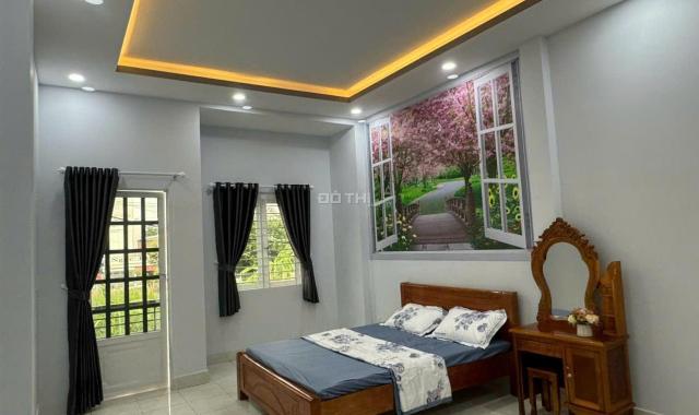 Nhà phố đẹp, sổ hồng riêng đường Hà Huy Giáp, phường Thạnh Lộc, Quận 12, tp. HCM