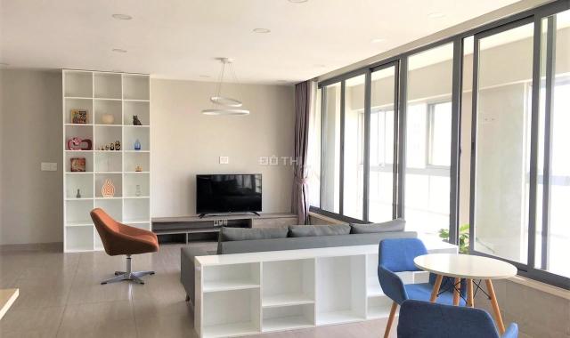 Bán gấp giá rẻ căn hộ Happy Valley 115m2, view đường nguyễn văn linh