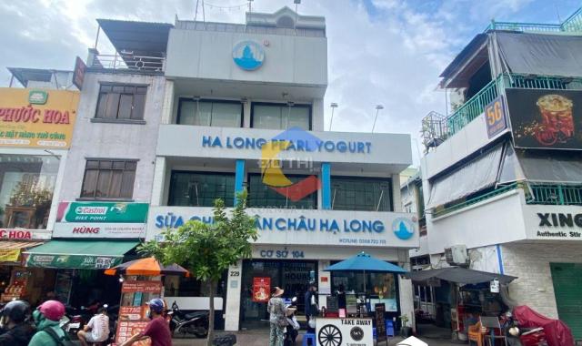 Cho thuê nhà 229-231-233 Đường Hoàng Diệu, Phường 9, Quận 4, Hồ Chí Minh diện tích 210m2