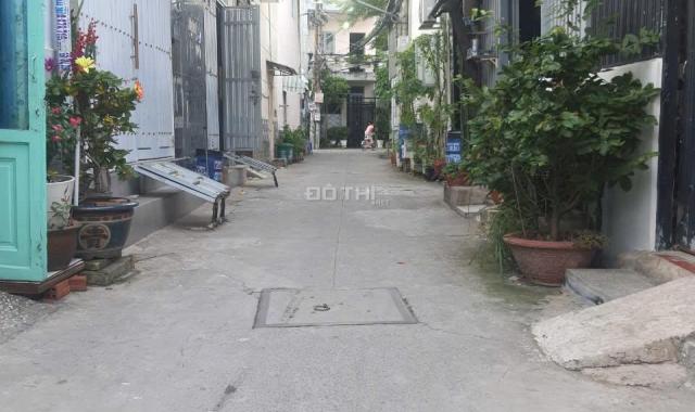 Bán nhà đẹp gần ngay ngã tư Ga, phường Thạnh Lộc, Quận 12 đúc một trệt, một lầu