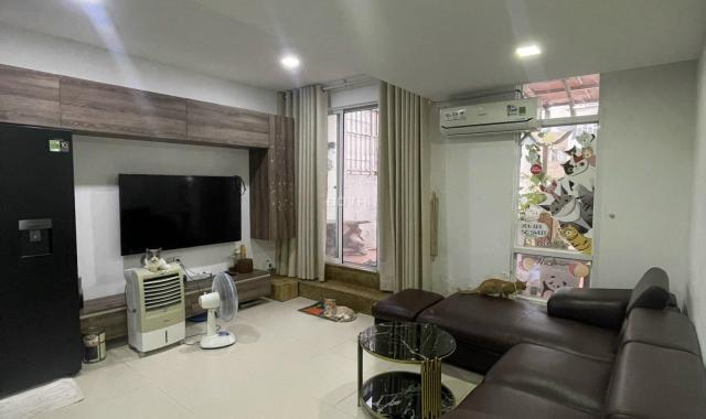 Cho thuê Penthouse Sky Garden 3, Phú Mỹ Hưng, 6PN