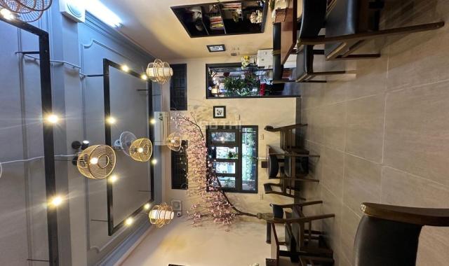 BÁN NHÀ PHỐ ĐAI LA QUẬN  HAI BÀ TRƯNG -KINH DOANH NGÀY ĐÊM 42M2-3T-4.5MT-10.7 TỶ
