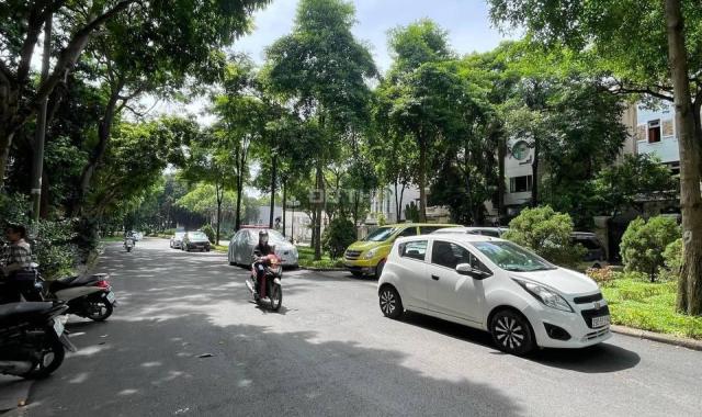 Bán Biệt Thự Bán đảo Linh Đàm dtich 251m2 -  4 tầng - mặt tiền 13m