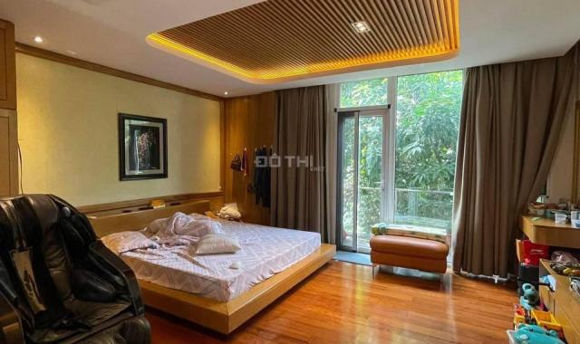Bán Biệt Thự Bán đảo Linh Đàm dtich 251m2 -  4 tầng - mặt tiền 13m