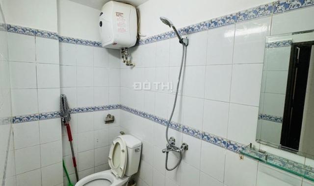 Bán căn TT tầng 1 phố Nguyễn Huy Tưởng Thanh Xuân, sổ riêng 16/50m2, nội thất xịn, 2 Tỷ