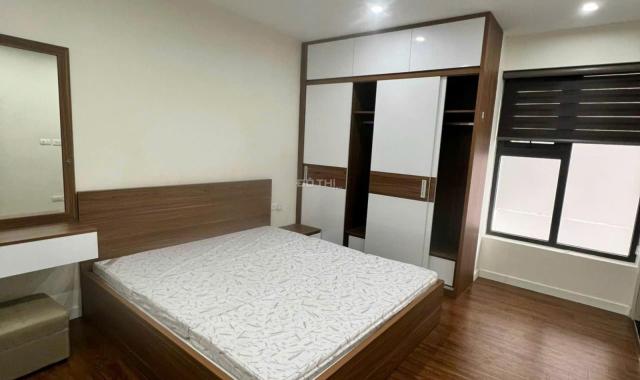 Goldenland 275 nguyễn trãi 3pn2wc 130m2 đồ cb 15tr LH:0988215990