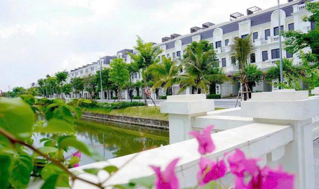 An Lạc Green Symphony Duy nhất một căn Biệt Thự mặt sông Diện tích 200m2 có hầm giá rẻ cực tốt