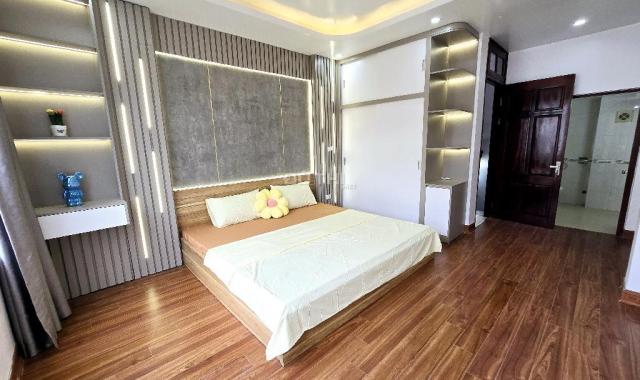 Nhà đẹp Bùi Xương Trạch, full nội thất cao cấp, view hồ Đầm Hồng, 56m2,  chỉ 6.6 tỷ