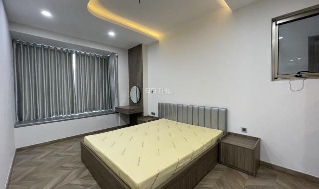 Bán căn hộ Midtown The Peak Phú Mỹ Hưng, 86m2, 2PN, giá 8 tỷ View thoáng mát